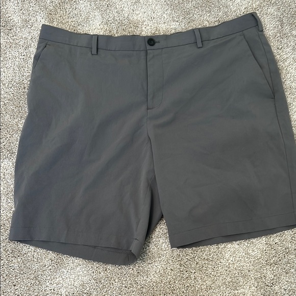 Men's Gray Shorts - Picture 1 of 1